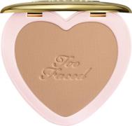 Too Faced Born This way Soft Blur Pudder 4.8 G - Fast hos Magasin