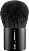 MAC Brush 182s Buffer 7 cm - Ansigtsmakeup hos Magasin