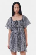 Ganni Seersucker Check Mini Layer Dress Kvinde Egret Korte Kjoler Str ...