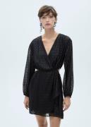 MANGO Dress. - Lucky Kvinde Black Korte Kjoler Str XS - hos Magasin