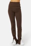 BUBBLEROOM Sofi slit trousers Dark brown XS