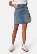 GANT Reg Denim Skirt Semi Light Blue Worn 42