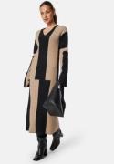 BUBBLEROOM V-neck Knitted Midi Dress Beige/Black XS