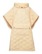 Bea Quilted Cape Quiltet Jakke Cream Gina Tricot