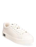 Opal Low-top Sneakers White Good News