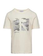 Serenity Monogram Ss T-Shirt Tops T-Kortærmet Skjorte Cream Calvin Kle...