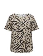 Carnova Life Ss Top Tops Blouses Short-sleeved Cream ONLY Carmakoma