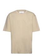 Over D Embroidery Tee S/S Tops T-Kortærmet Skjorte Beige Lindbergh