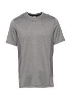 Adv Essence Ss Tee M Sport T-Kortærmet Skjorte Grey Craft
