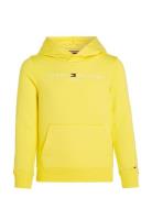 Essential Hoodie Tops Sweatshirts & Hoodies Hoodies Yellow Tommy Hilfi...