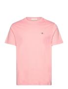 Reg Shield Ss T-Shirt Tops T-Kortærmet Skjorte Pink GANT