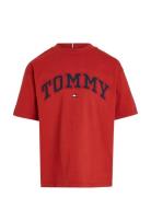 Varsity Embroidery Tee Ss Tops T-Kortærmet Skjorte Red Tommy Hilfiger