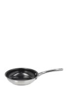 Frying Pan Ellen Home Kitchen Pots & Pans Frying Pans Silver Tareq Tay...