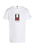 Flag Embroidered Reg Tee Ss Tops T-Kortærmet Skjorte White Tommy Hilfi...