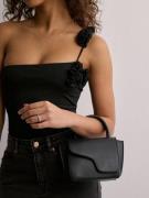 ATP ATELIER - Skuldertasker - Sort - Montalcino Leather Mini Handbag -...