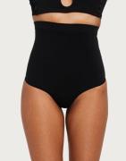 Bye Bra - Sort - Soft Touch Seamless High Waist Thong