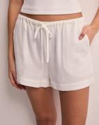 Nelly - Hvid - Pull On Linen Shorts