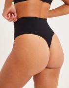 Spanx - Sort - EcoCare Seamless Shaping Thong