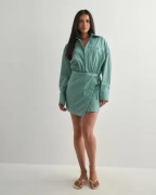 Malina - Grøn - Portea Wrapped Shirt dress