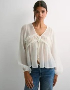 Nelly - Hvid - Effortless Crincle Blouse