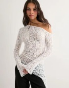 Nelly - Hvid - Asymmetric Lace Top